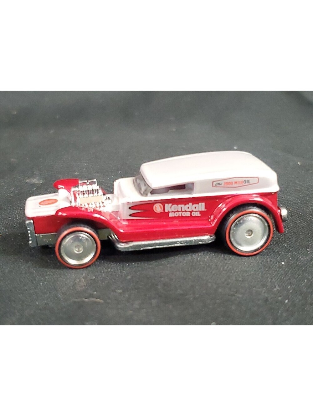 Hot Wheels 2009 Double Demon Delivery Kendall Oil EXCELLENT